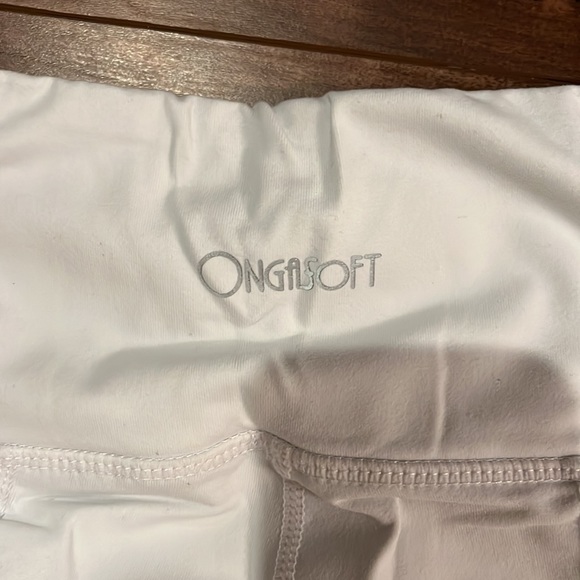 Ongasoft white workout leggings - Picture 4 of 5